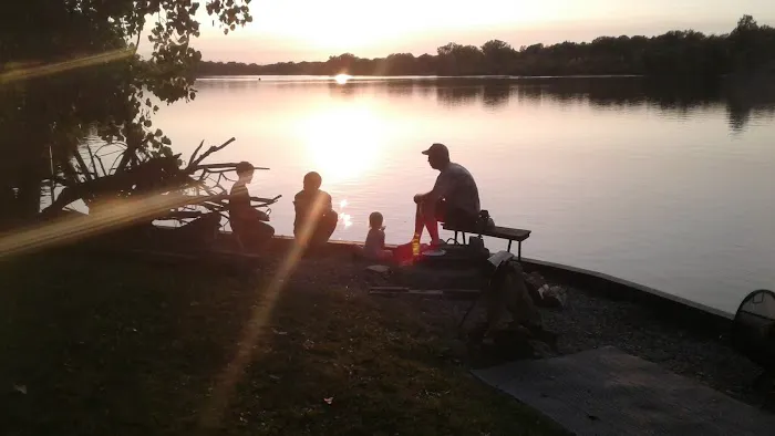 Kearsley Lake Terrace 8