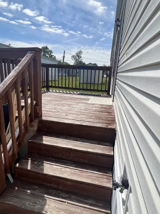 Hickory Acres Manufactured Home Community 4