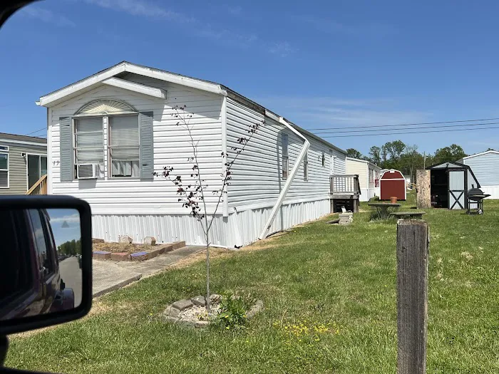 Hickory Acres Manufactured Home Community 9