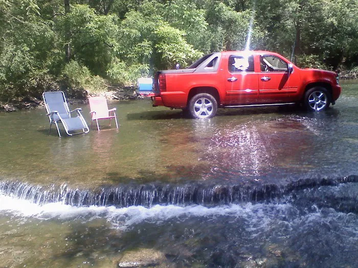 Hones Pointe Campground and park 7
