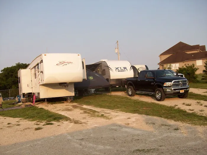 Hermann Horse RV and Camp park 2