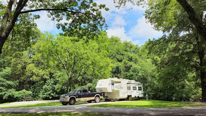 Fort Kaskaskia Campground 8