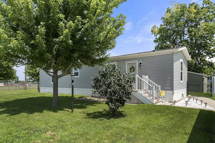 Earlham Mobile Home Community 2