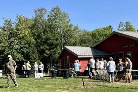Eagle Lodge Resort & Campground