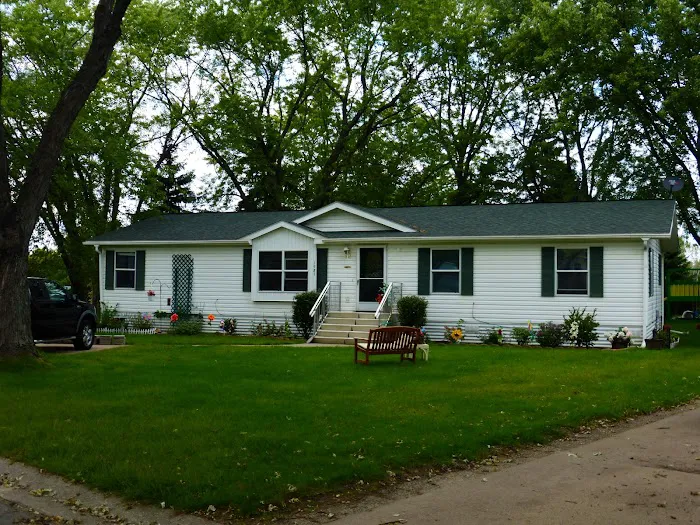 Skyline Village Manufactured Home Community 10