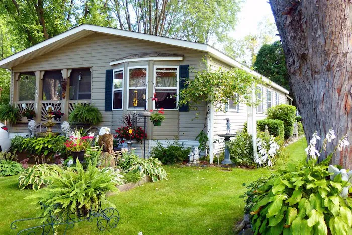 Emerald Hills Village Manufactured Home Community 5
