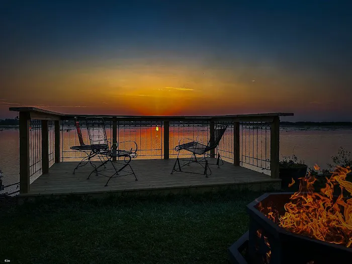 Water Front Saginaw Bay (1) RV Site-All Year-WiFi,30AMP,Water 3
