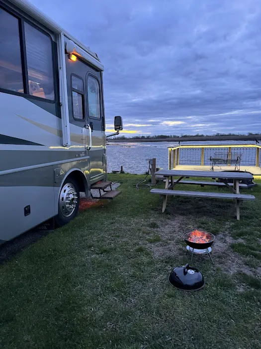 RiverFront RV Site 4