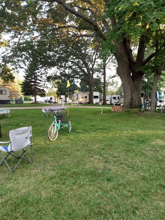 Countryside Campground and Cabins 7