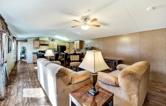 Ludington Mobile Home Community 6