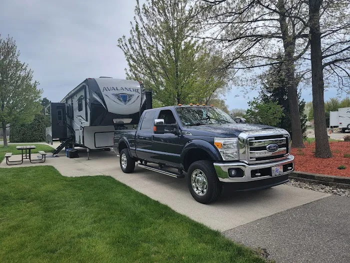 Poncho's Pond RV Park 5