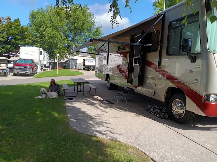 Poncho's Pond RV Park 2