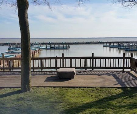 Plymouth Shore On The Bay
