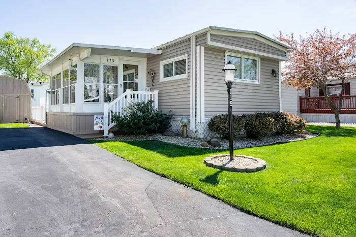 Suburbans Manufactured Home Community 7