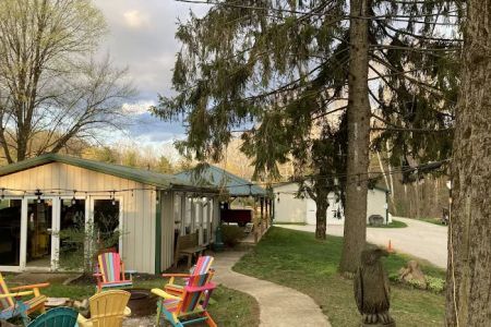 Rustic Knolls Campsites and Cabins