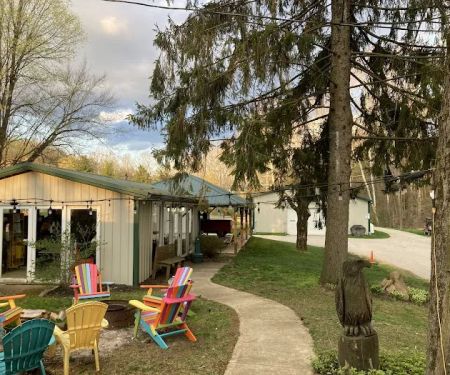 Rustic Knolls Campsites and Cabins