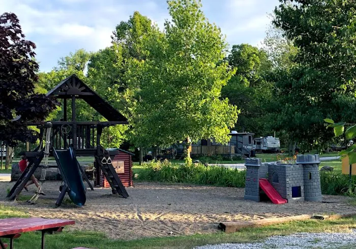 Riverview RV Park and Marina 10
