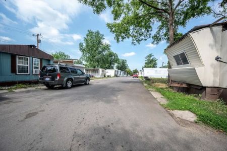 Robbins Mobile Village