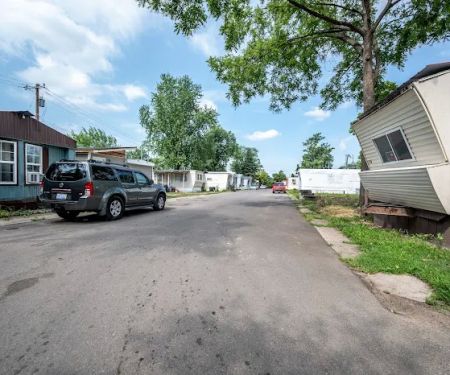 Robbins Mobile Village