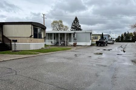 Walton Manor Mobile Home Community