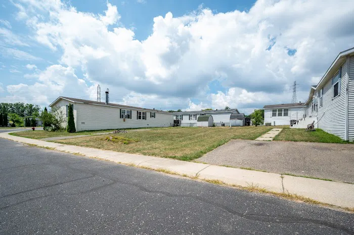 Walton Ridge Mobile Home Community 5