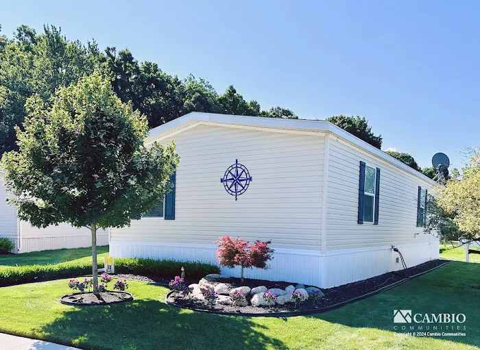 Royal Holiday MHC (Active Living 55+) 8