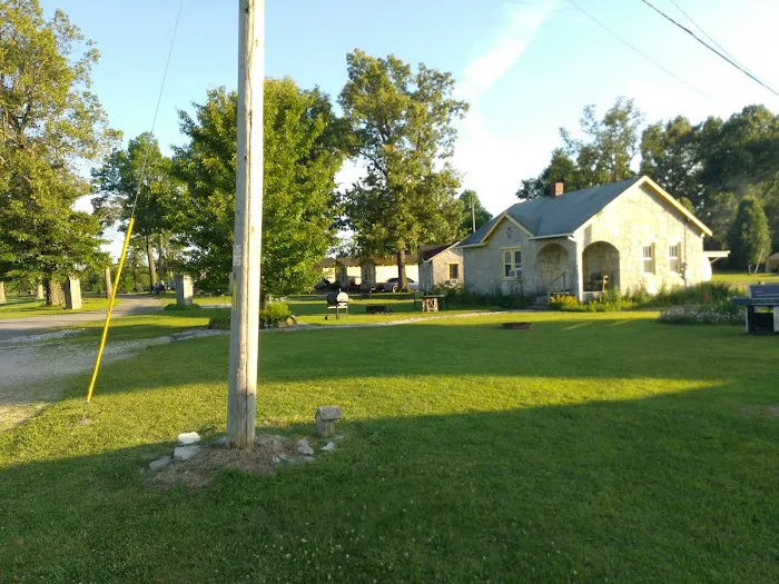 Rock Cabin Camping 5