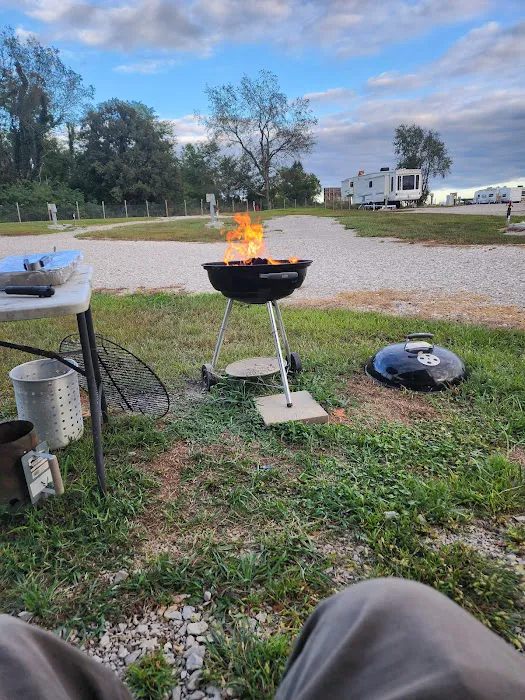 Dino Valley RV Park 10