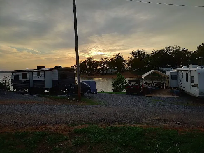 Southern Komfort Camp & Marina 2