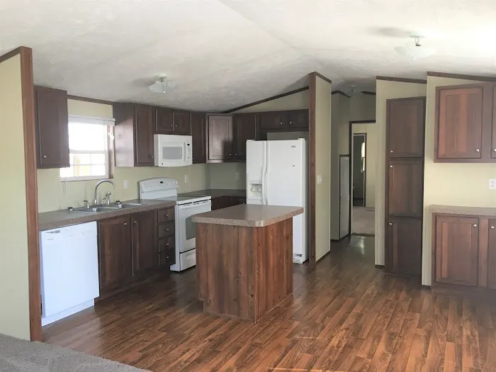 Sir Williams Court Mobile Home Park 3