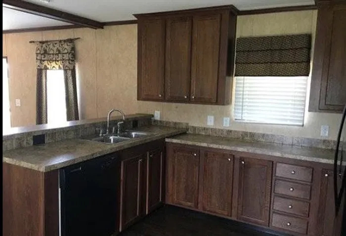 Sir Williams Court Mobile Home Park 7