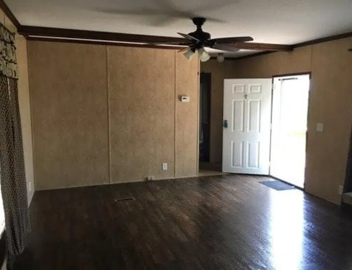 Sir Williams Court Mobile Home Park 4