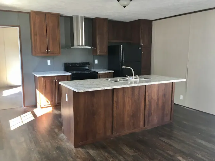 Sir Williams Court Mobile Home Park 6