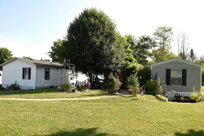 Hillcrest Pointe Mobile Home Park 3