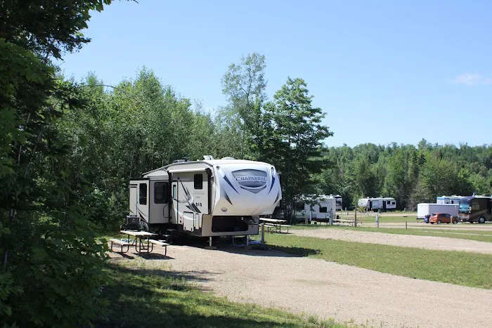 Pictured Rocks RV Park 3