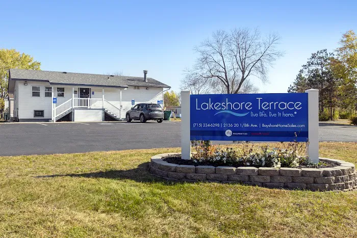 Lakeshore Terrace Manufactured Home Community 3