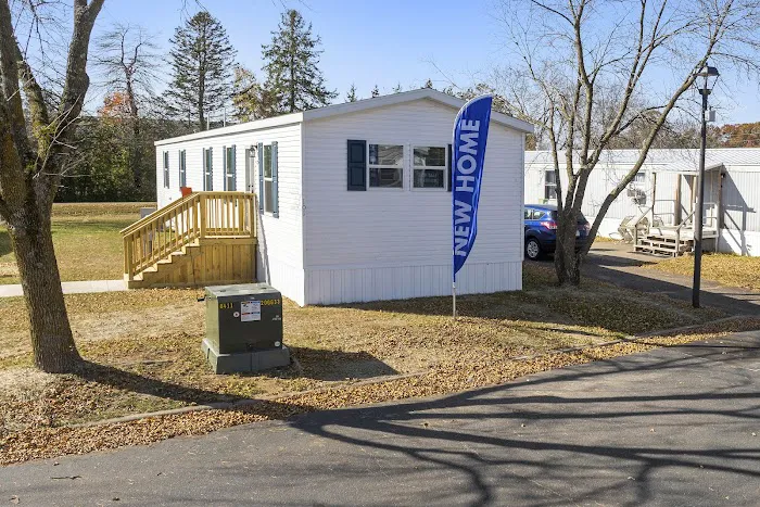 Lakeshore Terrace Manufactured Home Community 9