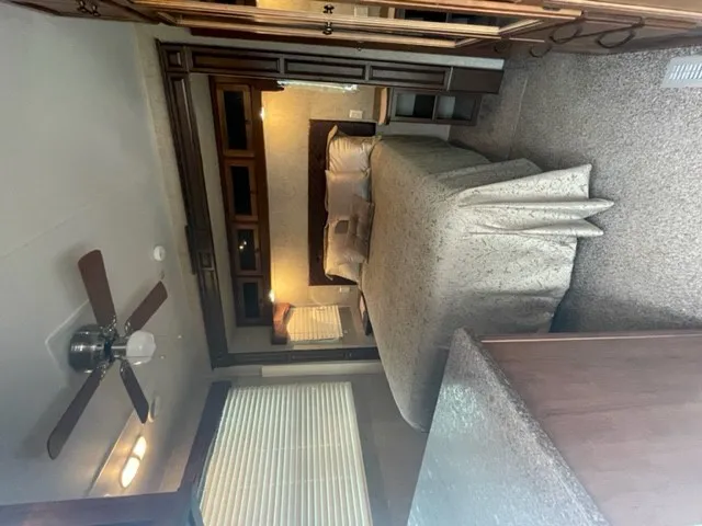 Lincolnwood Resort & Bar 4