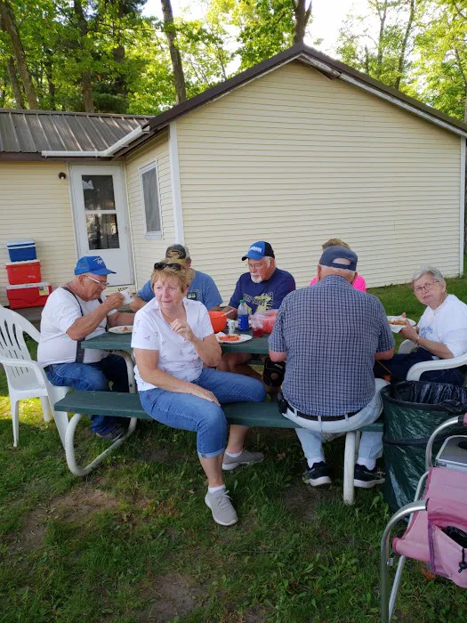 Sand Lake Pines Resort & Campground 4