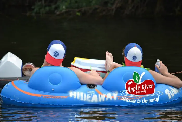 Apple River Hideaway 4