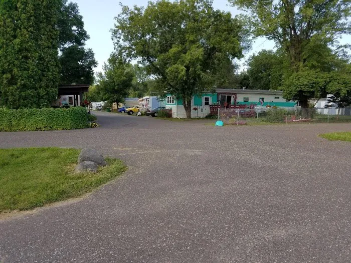 St. Croix Meadows Mobile Home Community 9