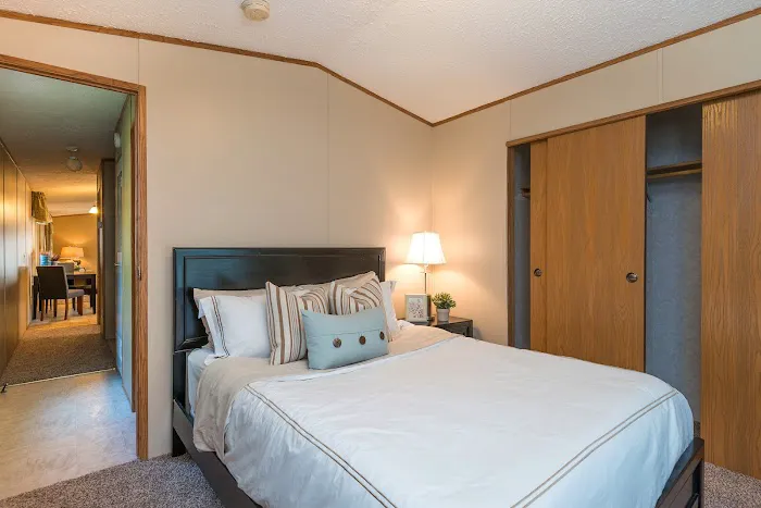 Queen Anne Courts 9
