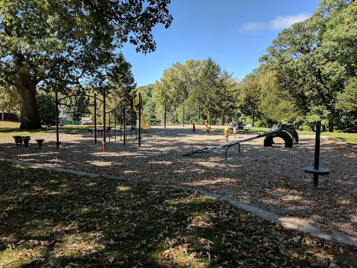 Allanson's Park Camping 8