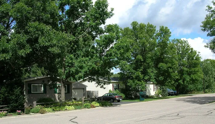Valley Green Mobile Homes Park 7
