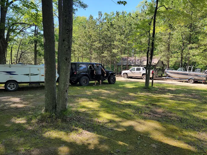 Linde's Rustic Campground 6