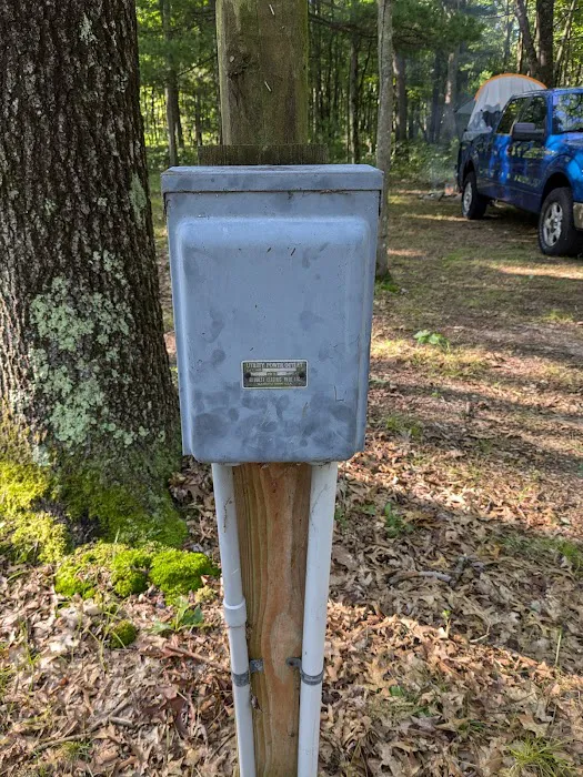 Linde's Rustic Campground 10