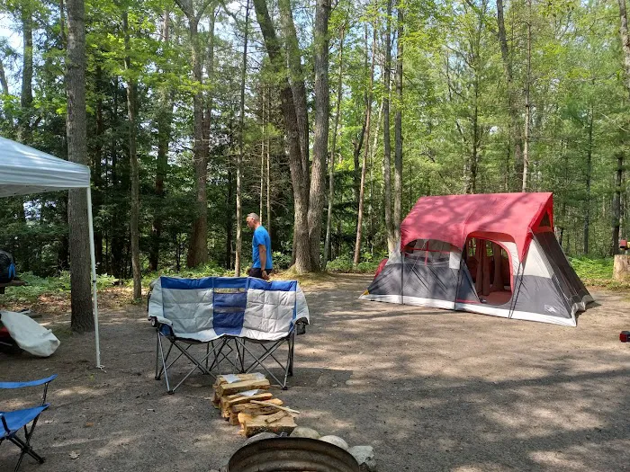 Loomis Landing Campground and Marina 3