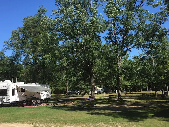Twin Oaks Campground & Cabins 1