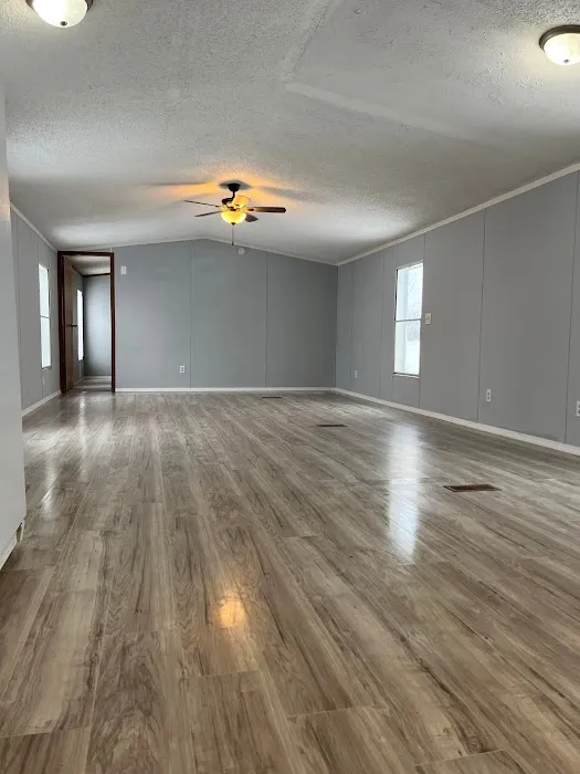 Stelzer Gardens Manufactured Home Community 5