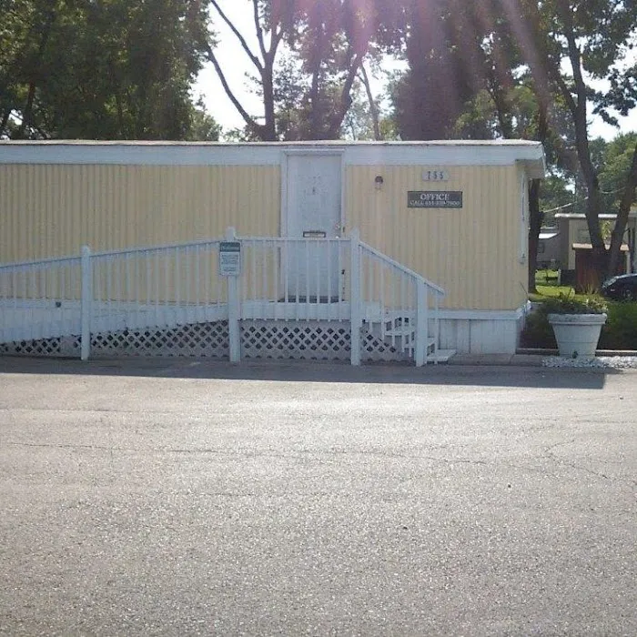 Stelzer Gardens Manufactured Home Community 4